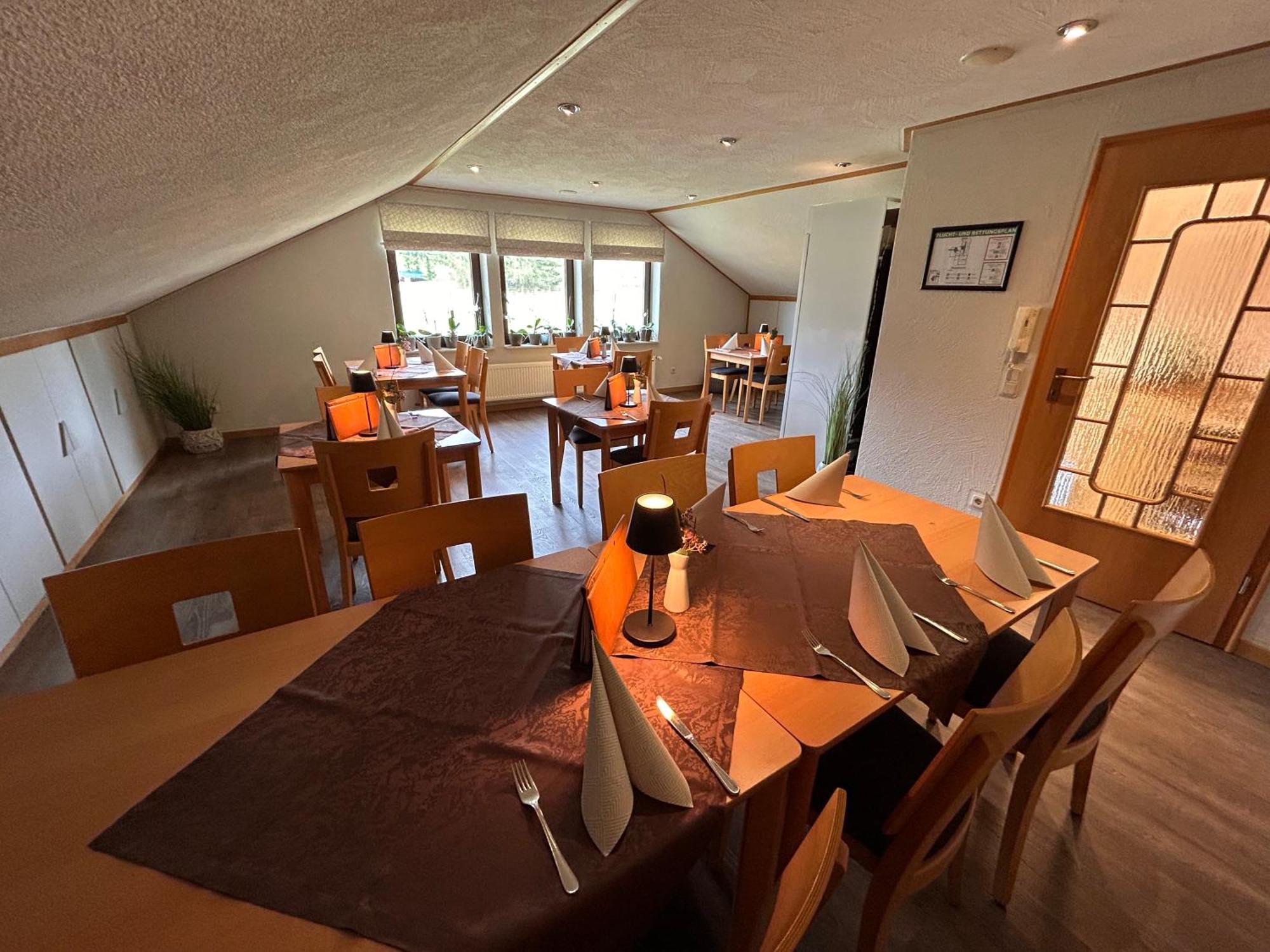 Restaurant - Im Pfenn 3* Irrhausen